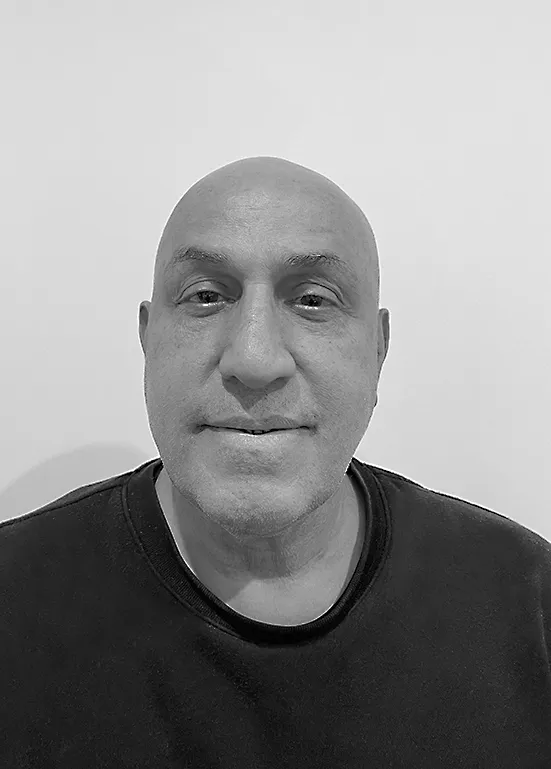Portrait image of Behrooz Tehrani